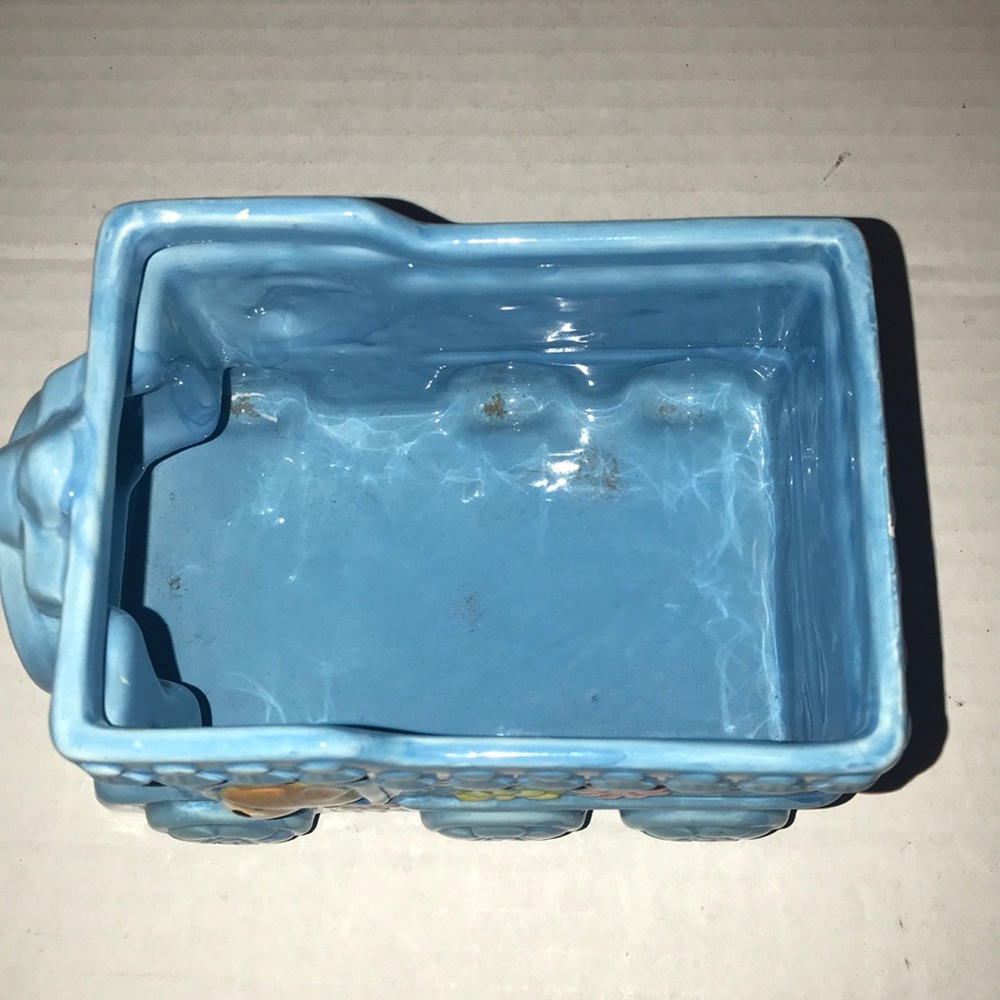 Vintage Choo Choo train planter in blue/teddy bear - Picture 5 of 11